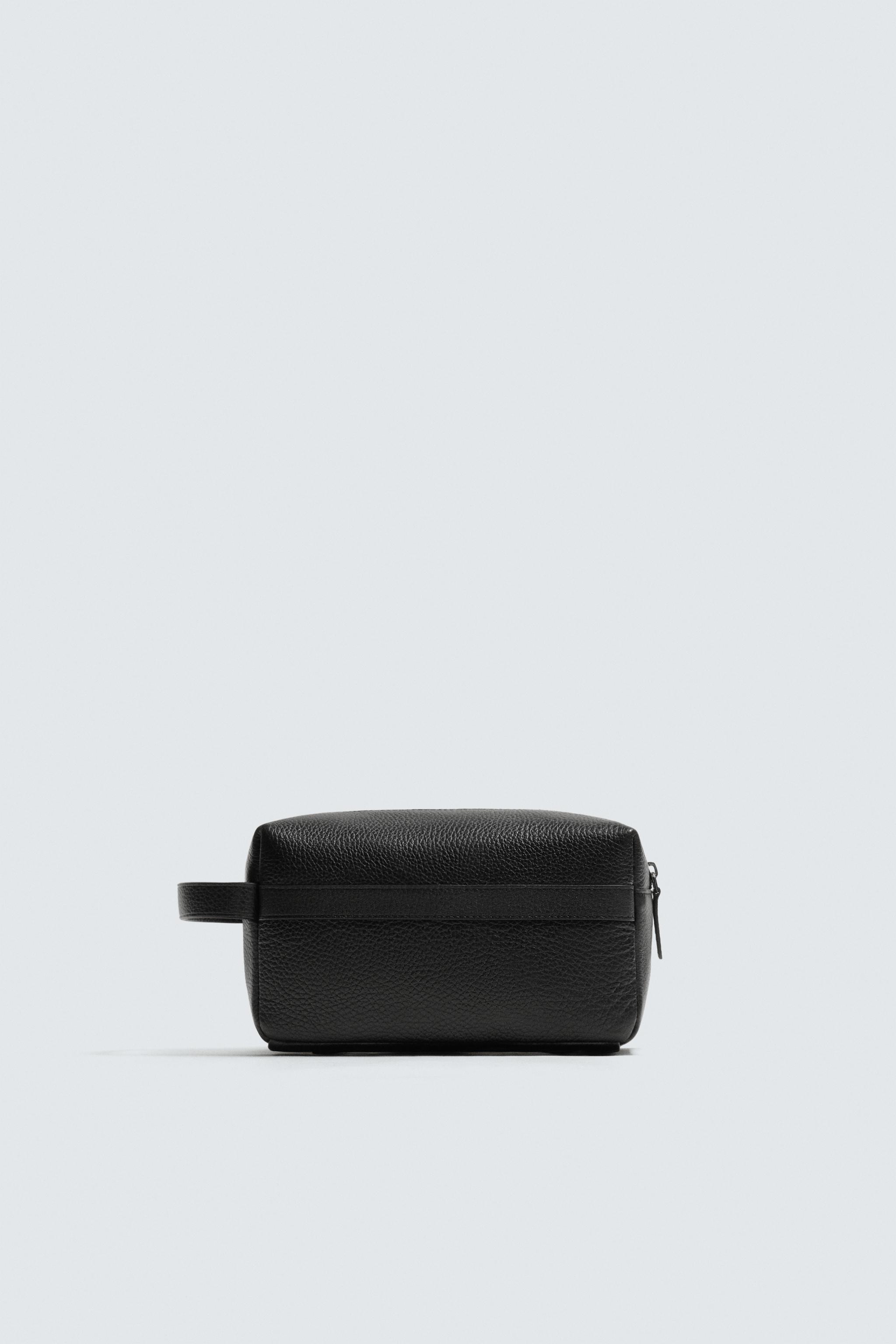 TROUSSE DE TOILETTE EN CUIR